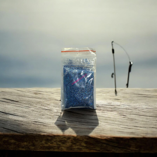 RYVALURES-GLITR DO GUMOVÝCH NÁSTRAH LASER BLUE 0,4MM-20G