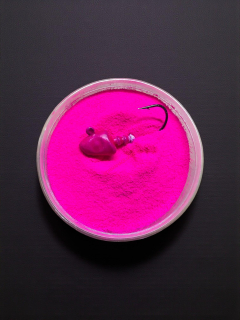 GUMOVÁ BARVA NA JIGOVÉ HLAVIČKY FLUO MAGENTA 80G